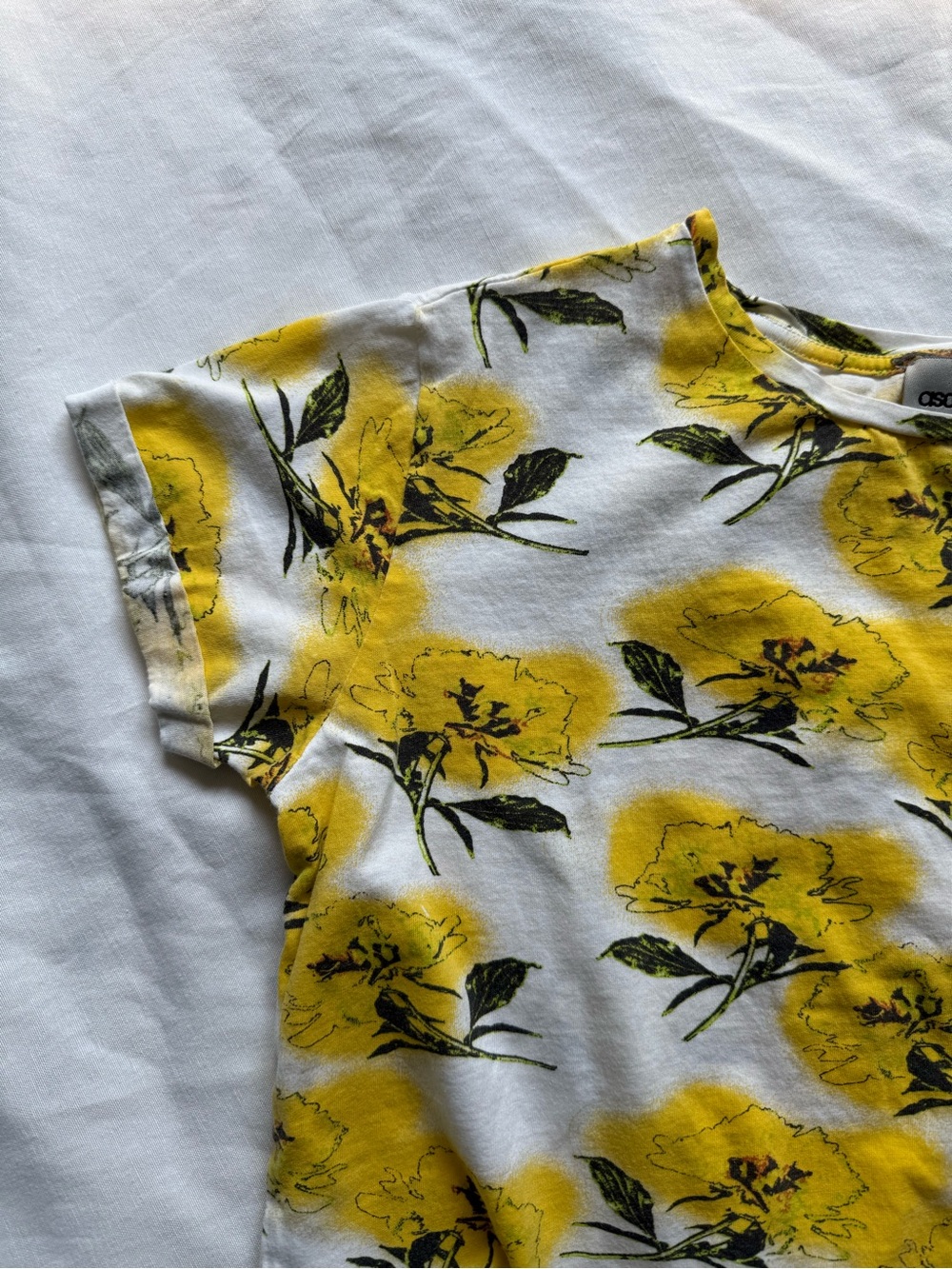 XS ASOS Yellow & White Floral Short Sleeve Cropped Tee Cuffed Sleeves US Size 2 - Picture 7 of 12
